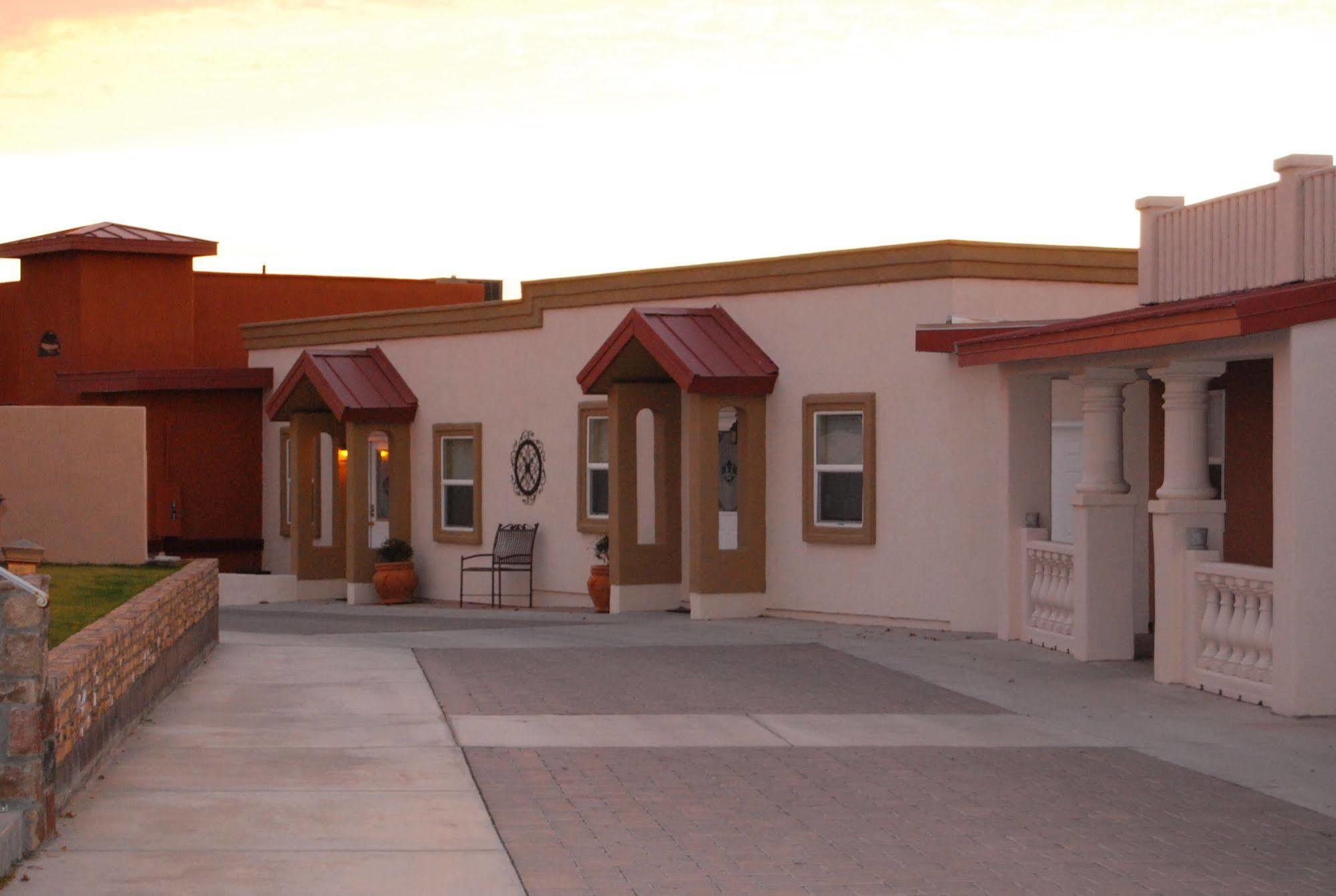 Dream Manor Inn Globe Exterior photo