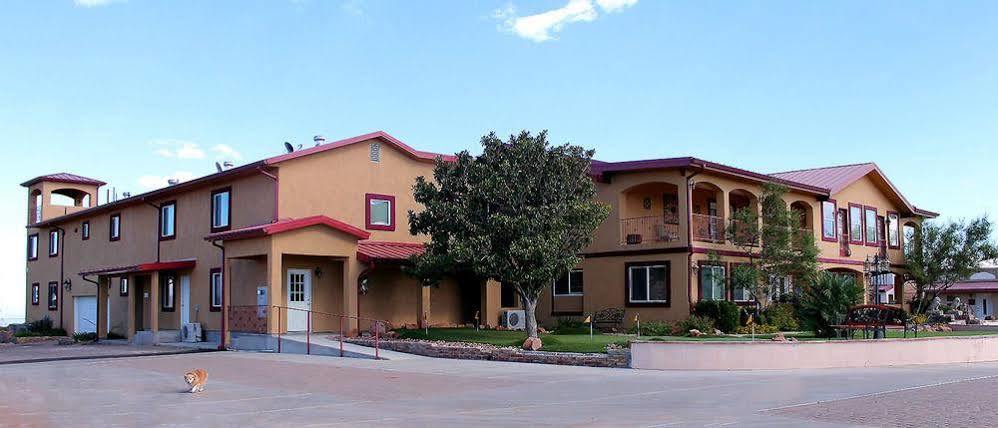 Dream Manor Inn Globe Exterior photo